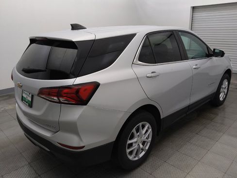 Used 2022 Chevrolet Equinox LT AWD/4WD image 9