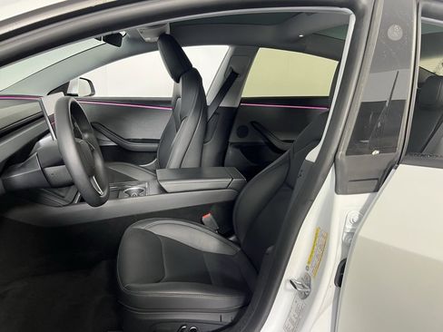 Used 2025 Tesla Model 3 Long Range image 21