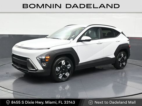 Used 2024 Hyundai Kona SEL w/ Convenience Package image 1