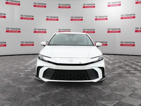 Certified 2025 Toyota Camry SE image 8