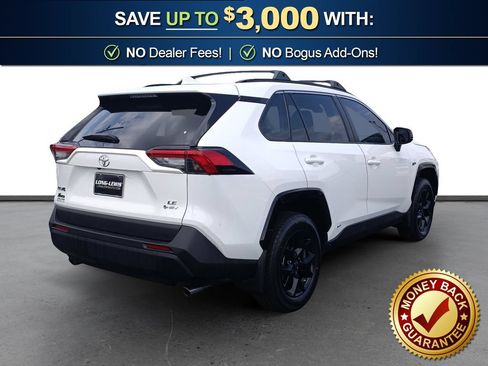 Used 2025 Toyota RAV4 LE AWD/4WD image 7