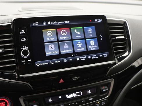 Used 2025 Honda Ridgeline Black Edition image 31