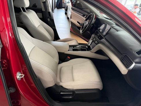 Used 2020 Honda Accord Hybrid image 29