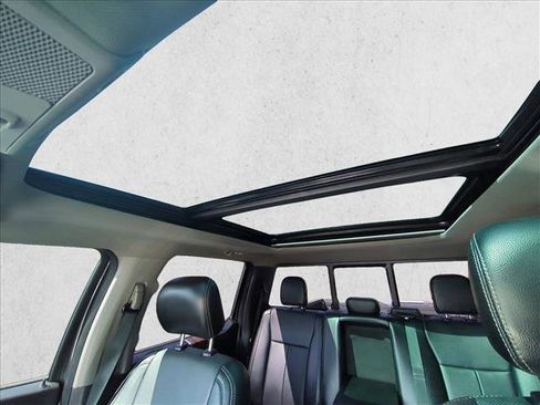 Used 2018 Ford F150 Lariat image 21