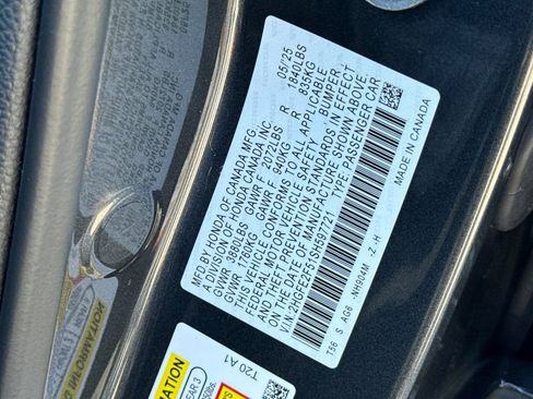 Used 2025 Honda Civic Sport image 27
