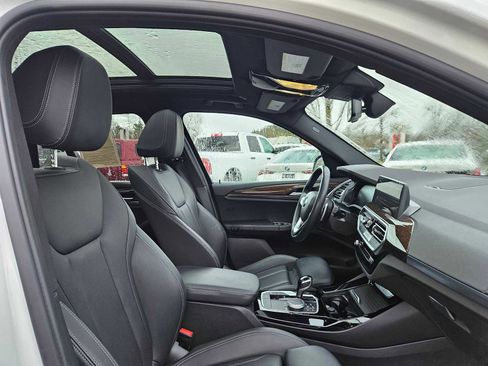 Used 2023 BMW X3 xDrive30i image 11