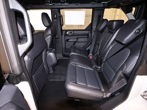 New 2026 Ford Bronco Outer Banks AWD/4WD image 11