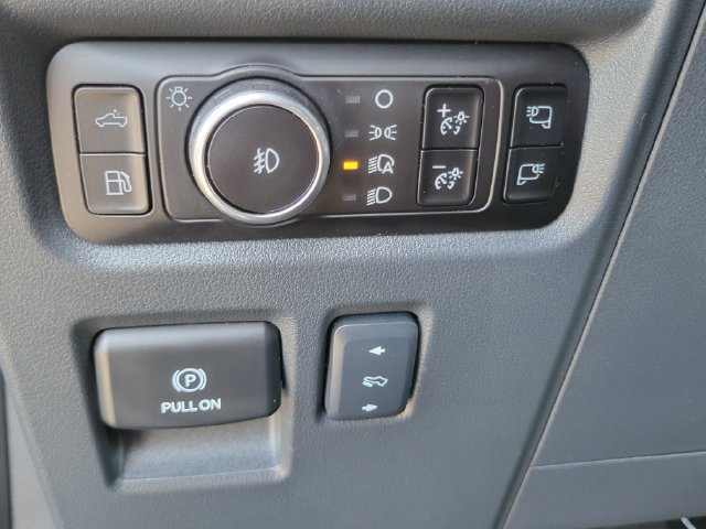 Used 2025 Ford F150 Platinum AWD/4WD image 37