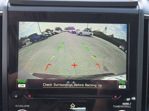 Used 2023 Subaru Forester Limited image 22