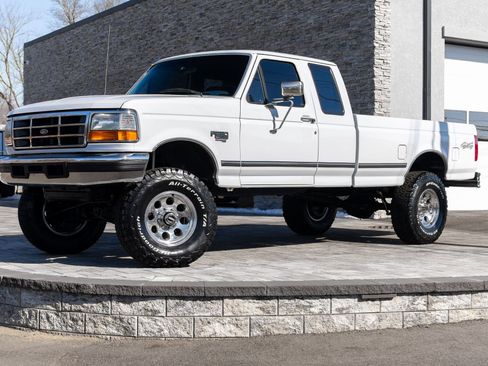 Used 1996 Ford F250 4x4 SuperCab image 1