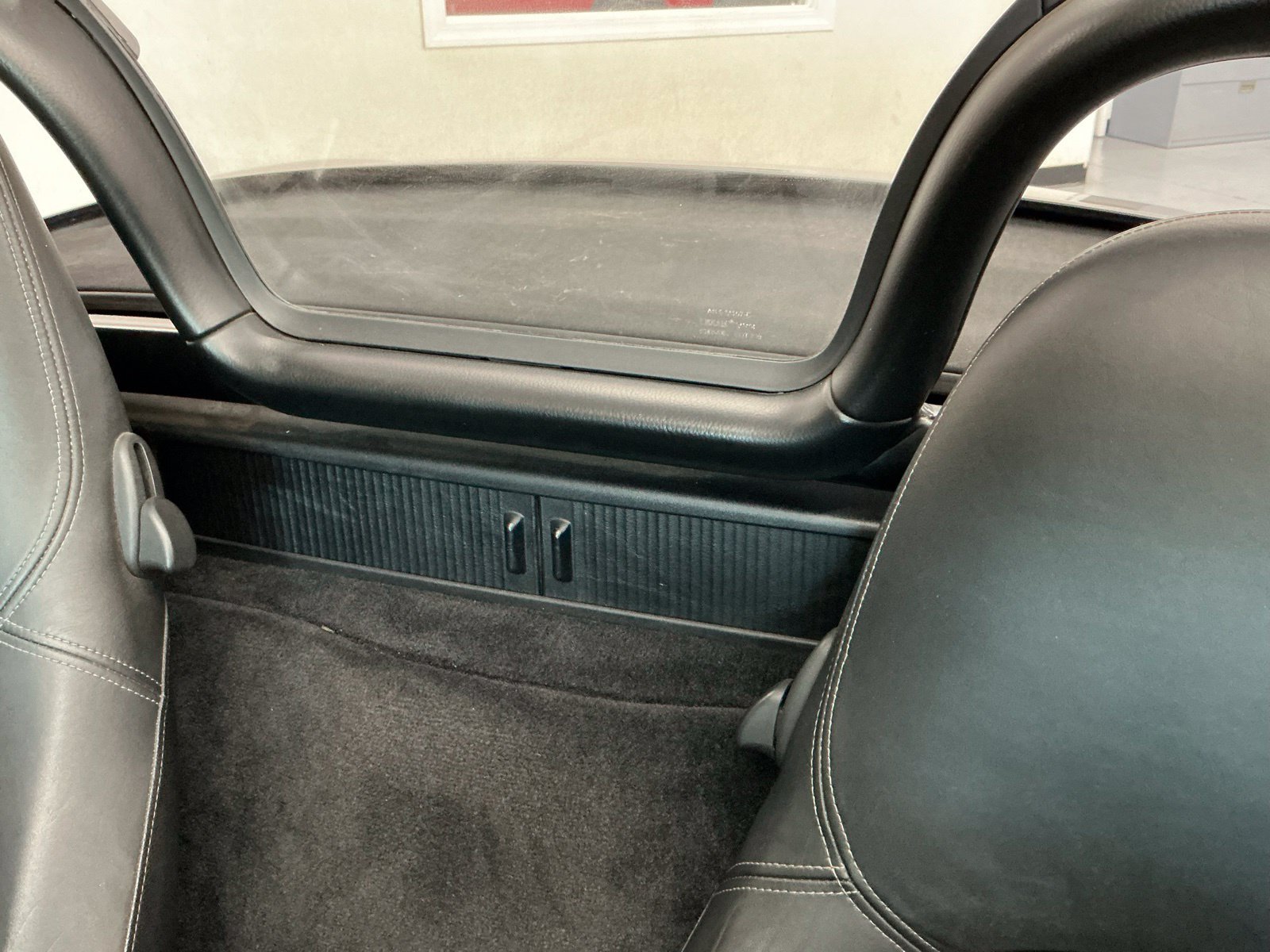 Used 2002 Porsche Boxster S RWD image 8