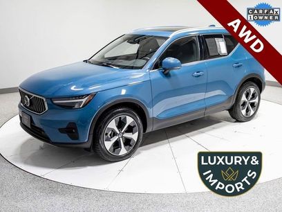 Used 2025 Volvo XC40 B5 Plus