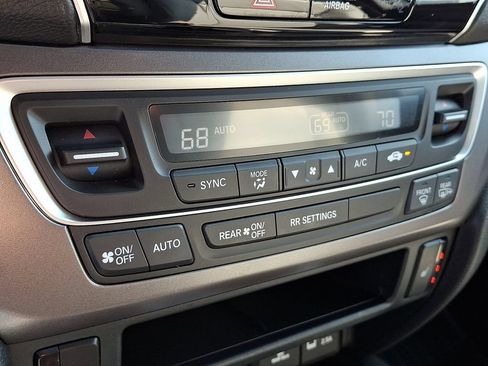 Used 2023 Honda Passport EX-L image 18