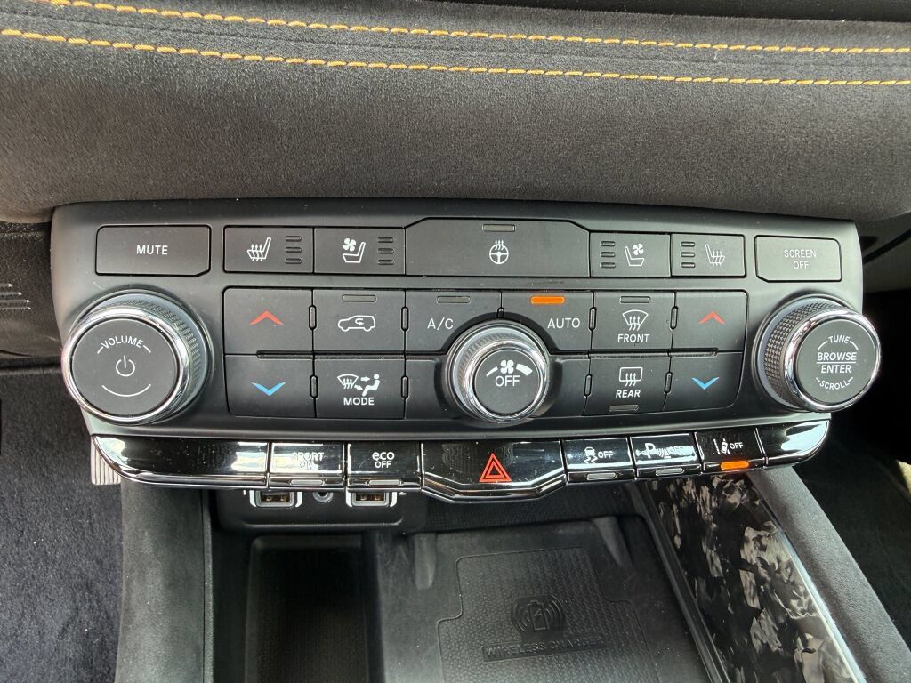 Used 2023 Dodge Durango R/T w/ Hemi Orange Plus Package AWD/4WD image 28