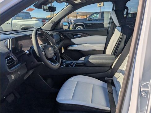 New 2026 Chevrolet Traverse High Country w/ LPO, Floor Liner Package image 13