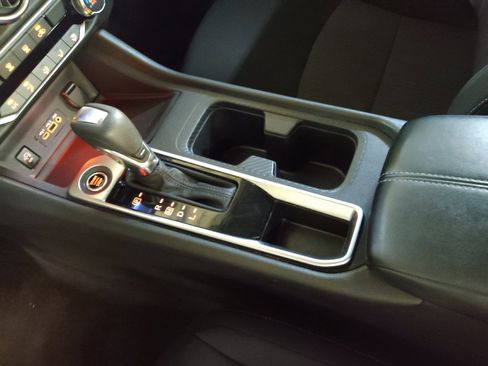 Used 2024 Nissan Sentra SV FWD image 26