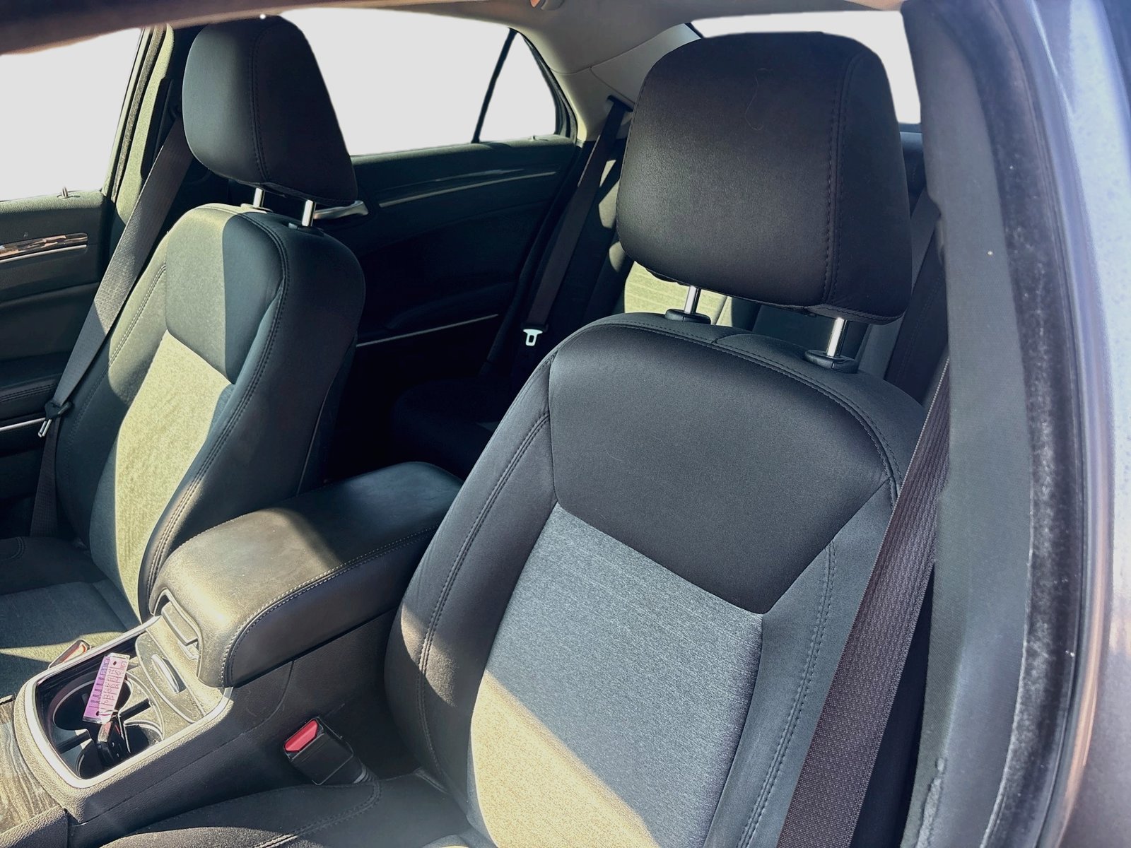 Used 2019 Chrysler 300 Touring w/ Chrome Appearance Package RWD image 19