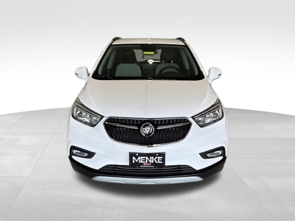 Used 2018 Buick Encore Preferred AWD/4WD image 2