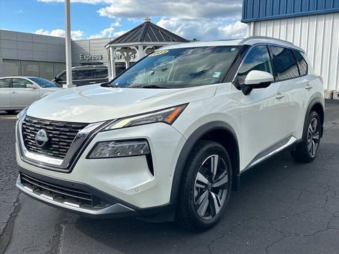 Used 2023 Nissan Rogue SL w/ SL Premium Package FWD image 7