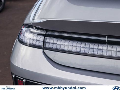 Used 2024 Hyundai Ioniq 6 SEL RWD image 10