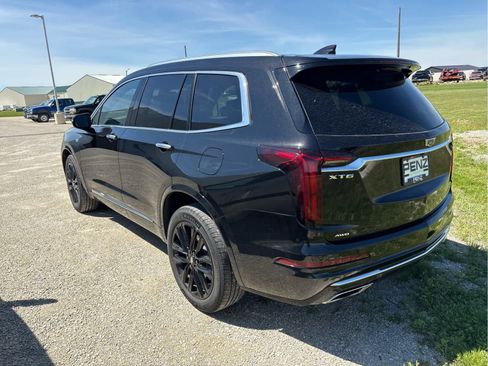 Used 2024 Cadillac XT6 Luxury w/ LPO, Floor Liner Package AWD/4WD image 6