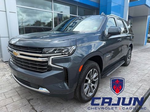 Used 2021 Chevrolet Tahoe LT w/ LT Signature Package RWD image 1