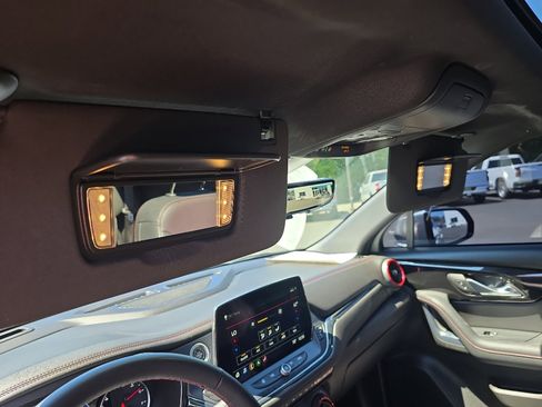 Certified 2023 Chevrolet Blazer RS w/ Driver Confidence II Package image 14