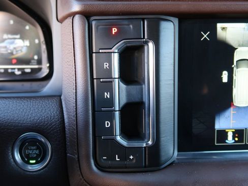 Used 2022 GMC Yukon Denali image 26