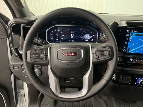 New 2026 GMC Sierra 2500 SLE w/ SLE Value Package; AWD/4WD image 18