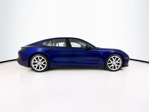 New 2026 Porsche Panamera image 8