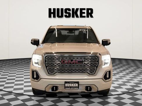 Certified 2022 GMC Sierra 1500 Denali w/ Denali Premium Package AWD/4WD image 3