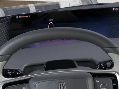 New 2026 Lincoln Navigator L Premier AWD/4WD image 31