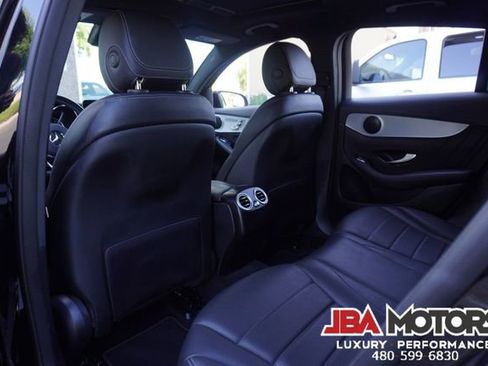 Used 2022 Mercedes-Benz GLC 300 4MATIC Coupe image 73