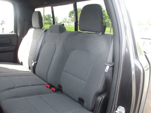 Used 2023 RAM 1500 Tradesman AWD/4WD image 17