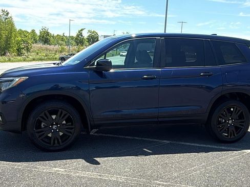 Used 2019 Honda Passport Sport image 12