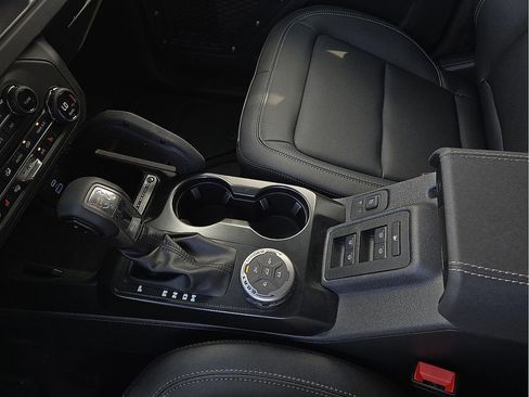 New 2025 Ford Bronco Badlands image 20