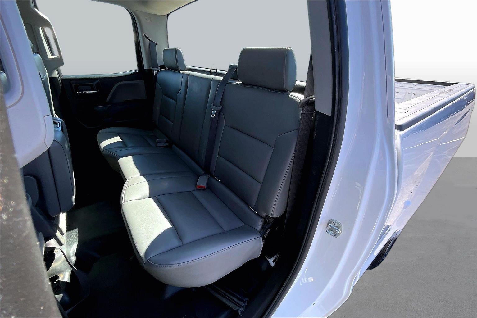 Used 2017 Chevrolet Silverado 2500 W/T AWD/4WD image 22
