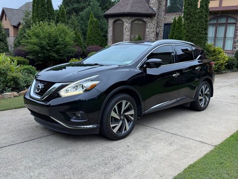 Used 2016 Nissan Murano Platinum w/ Platinum Technology Package FWD image 2