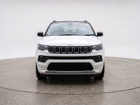 Used 2025 Jeep Compass Limited AWD/4WD image 1