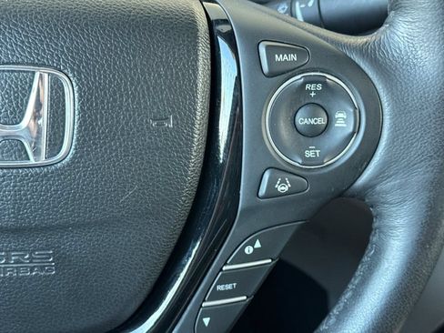 Used 2018 Honda Ridgeline RTL-E image 30