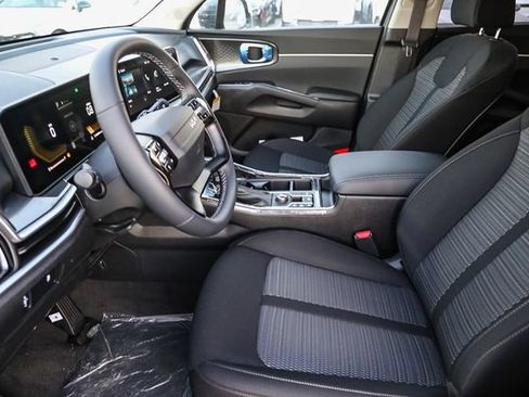 New 2026 Kia Sorento LX FWD image 19