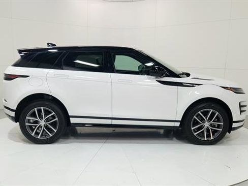 Used 2024 Land Rover Range Rover Evoque Dynamic SE image 9