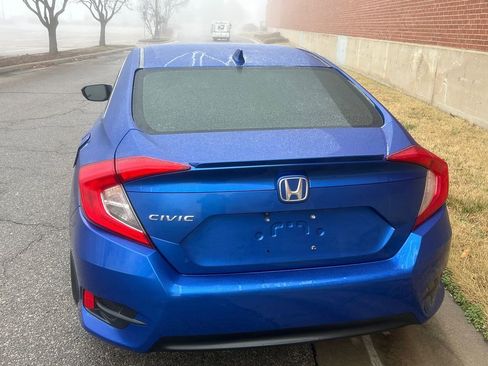 Used 2018 Honda Civic EX-T image 3