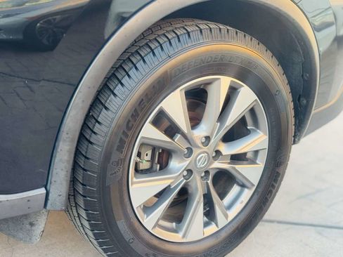 Used 2018 Nissan Murano SV image 15