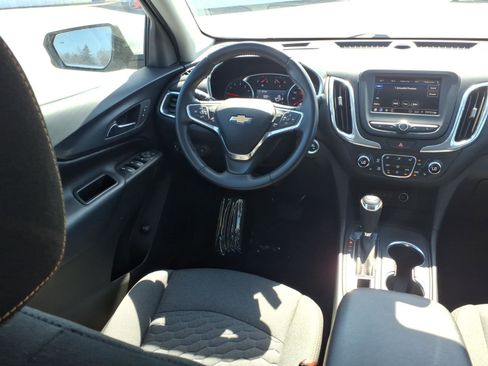 Used 2020 Chevrolet Equinox LT image 10