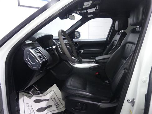 Used 2019 Land Rover Range Rover Sport HST AWD/4WD image 21