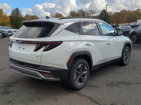 New 2026 Hyundai Tucson SEL image 3