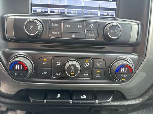 Used 2018 Chevrolet Silverado 1500 LT w/ All Star Edition image 19