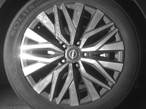 Used 2025 Nissan Altima 2.5 SV image 13