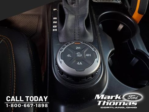 Used 2022 Ford Bronco Badlands image 21